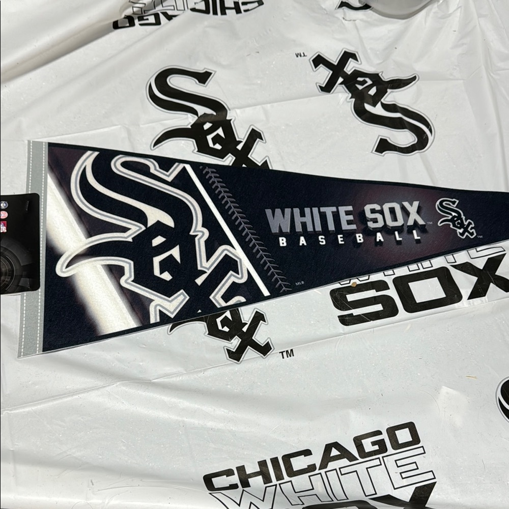 NWT rico industries Chicago white Sox pennant